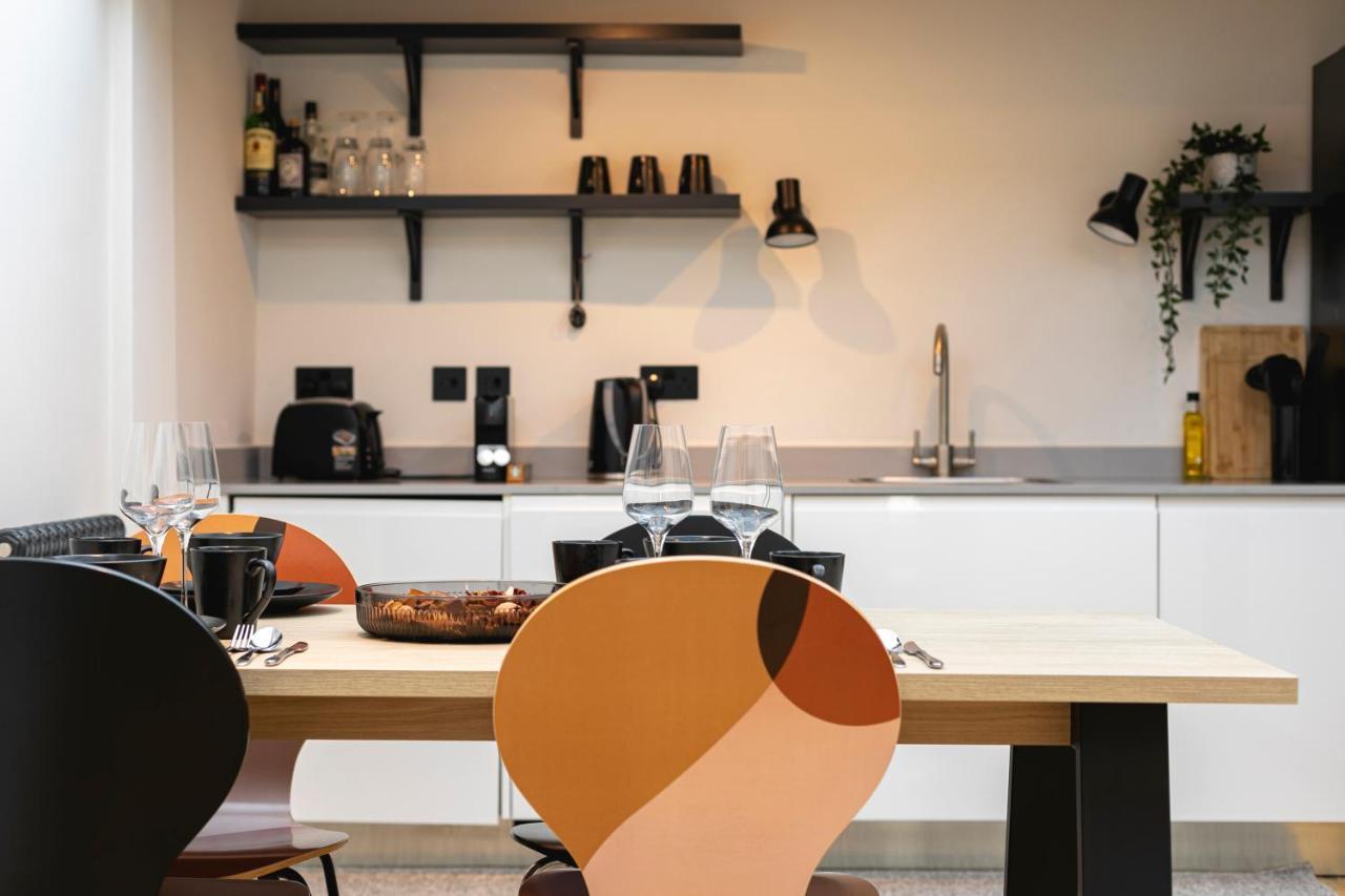 Penthousestays Chelsea - Luxury 2 Bedroom Apartment W/King Bed - Near King'S Road Londra Esterno foto